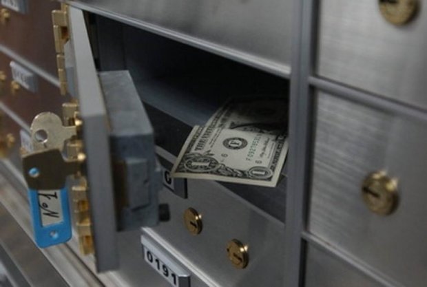  В Виннице из банковських ячеек исчезли деньги шести клиентов