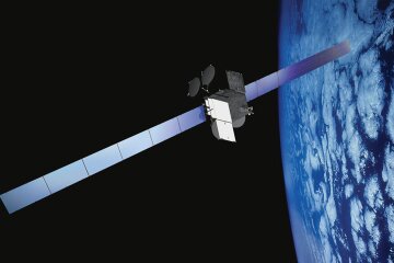 супутник Spaceway-1 на орбіті Землі