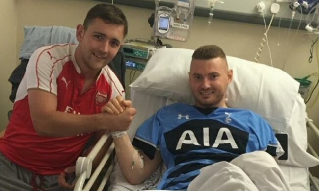 Фанат "Арсенала" подарил почку заклятому "другу"