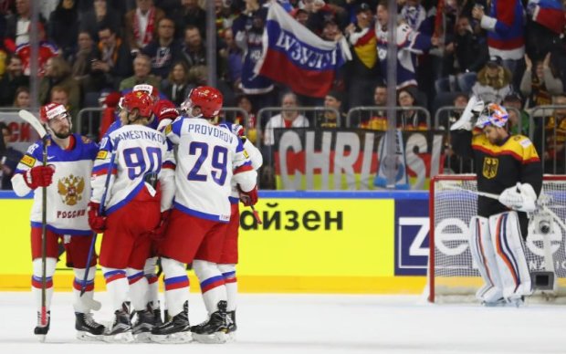 Букмекери визначили фаворита у матчі Росія - США на ЧС-2017 з хокею