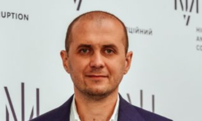 Судья ВАКС Ярослав Шкодин делится лаской с известными фигурами коррупции: отпускает на свободу преступников и воров
