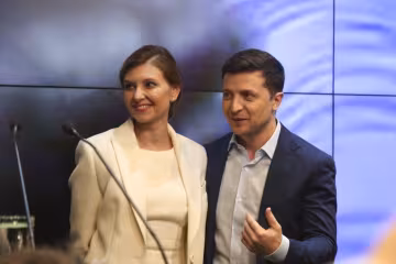 Зеленська та Кравець зачарували мережу спільним фото: такими їх бачили лише найближчі
