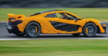 Копія McLaren P1 з деталей LEGO, фото: McLaren