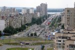 Киевлянин спустил штаны прямо на пороге гимназии: родители грозят оторвать причандалы