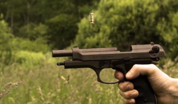 Мешканець Донецька відстрілювався від тостів окупантів