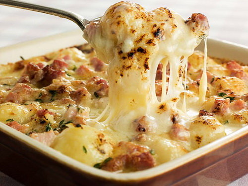 М'ясо по‑французьки з майонезом: рецепт на всі випадки життя