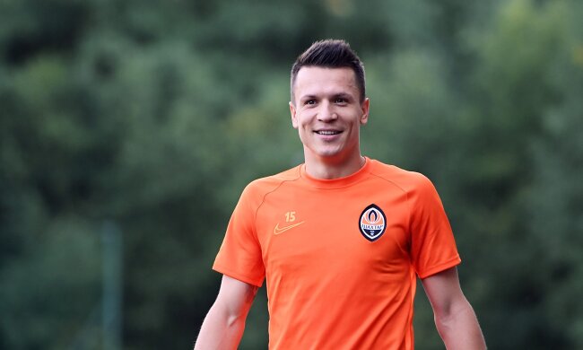 Коноплянка провел первую тренировку с Шахтером: фото