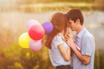 У вир з головою: знаки Зодіаку, яким щастить у коханні