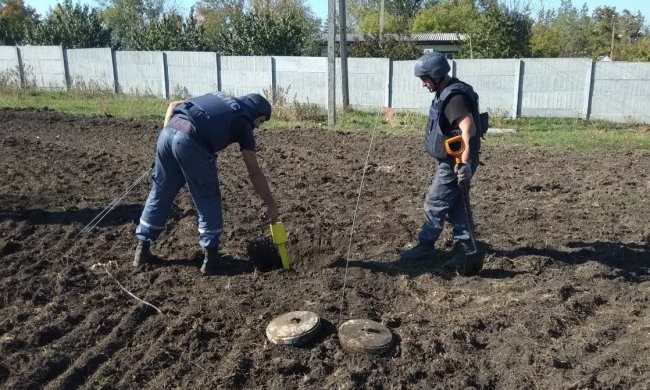 Остатки Второй мировой нашли в Киеве: "Затерялись у озера"