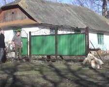 На Тернопільщині ветеран АТО поліз у зашморг, скріншот із відео 