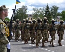 Призывники 2017: у Полторака рассказали, кто отправится на фронт