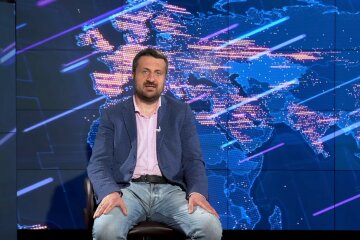 Загородний: Запад с нас дерёт деньги