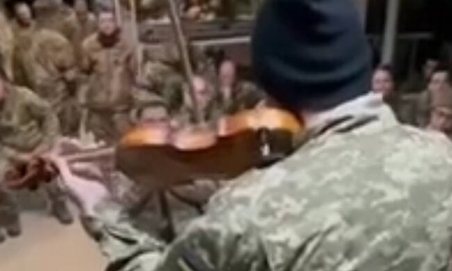 Военный ВСУ, фото: скриншот из видео