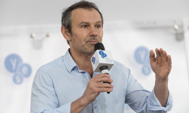 Підопічна Вакарчука сказала, чому лідер "Океану Ельзи" відмовився від виборів