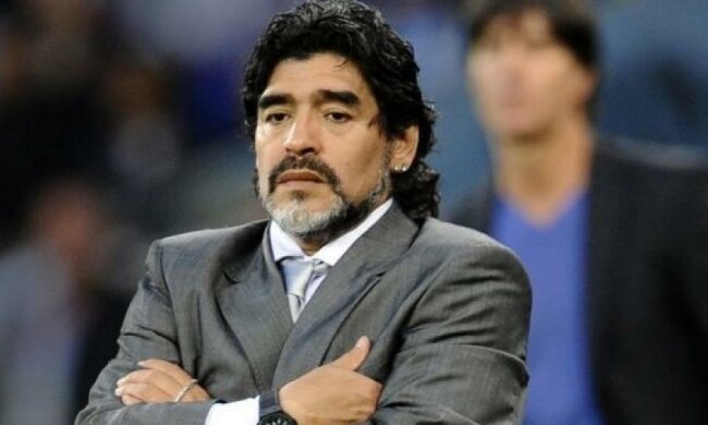 Легендарный Марадона не пустит сборную Аргентины домой в случае поражения