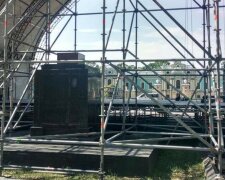 КМДА планує знести радянський пам’ятник, де відбудеться концерт Бочеллі – організатори