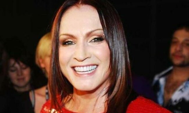 Софія Ротару  в свій день народження показала струнку фігуру в сукні: "Найкращий день"