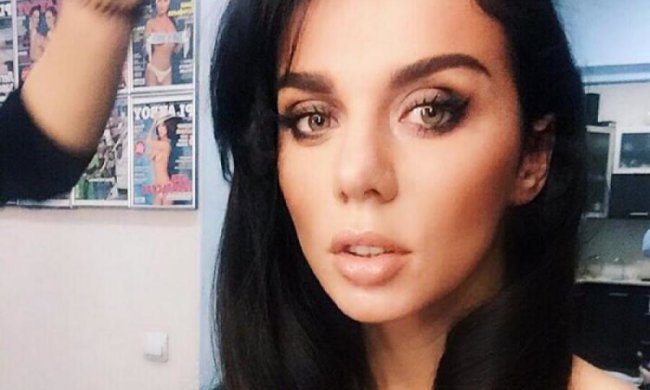 "Скиглити я не буду": Седокова в бікіні розповіла, як піти від складних стосунків