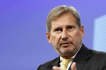 Еврокомиссар выдвинул сроки на реформы в Украине