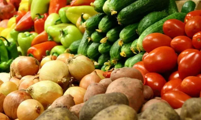 Овочі на продаж з городу