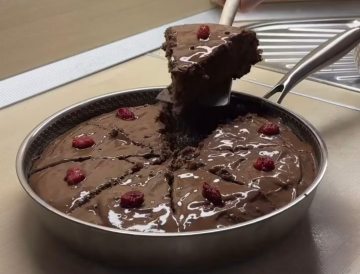 Шоколадний пиріг без випічки: фото скрін рецепту