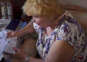 Комунальні платіжки. Фото: скрін youtube