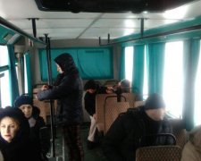 Плакала и трясло: кондуктор поиздевалась над дочерью воина АТО