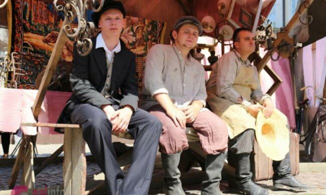 У мережі з'явився трейлер видовищної комедії про львівських хуліганів "Шляхетні батяри"