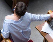 Савченко знову щось начудила із вбранням