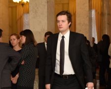 Сын Порошенко научится "большой политике" за счет украинцев