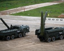 Недалеко від українського кордону зафільмували пекельну колону
