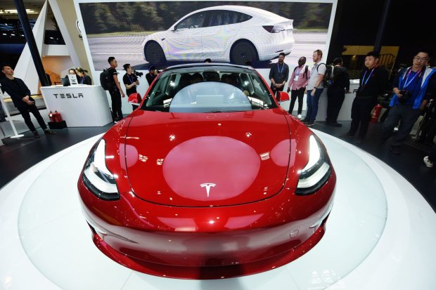 Tesla Model 3 виявився провальним шедевром: не врахували ще на заводі