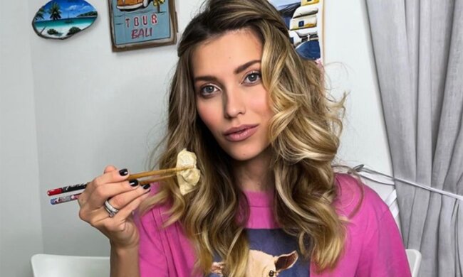 Фото со страницы Регины Тодоренко