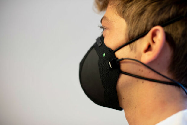 Електрична маска, фото з вільних джерел