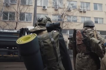 Бойцы ВСУ в Мариуполе. Фото: скрин youtube