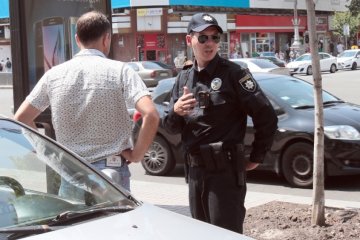 Для гостей Євробачення створили інструкцію: якщо що - тікайте і кричіть