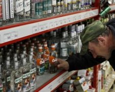 Россиян будут официально спаивать в больницах и школах