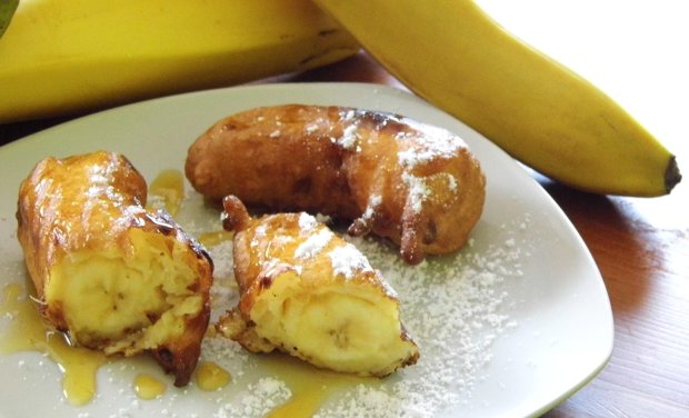 Бананы в кляре, жареные на сковороде: простой рецепт с фото пошагово