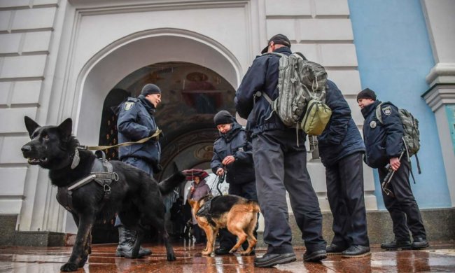 У Києві копи по-звірячому побили жінок у метро: таке може статися з кожним, як вберегтися