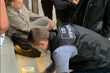 В Одессе разоблачили "сетку" подкупа избирателей, фото Нацполиции