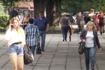 Выходные в августе, кадр из видео