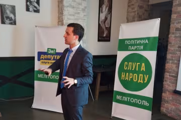 У соратника Зеленського підозрюють китайський вірус - мав небезпечні контакти