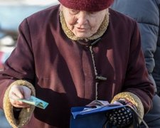 Україна стає антисоціальною державою, - Молчанов