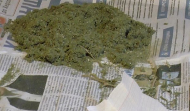 На Херсонщине милиционеры изъяли наркотиков на 240 тысяч гривен (фото)