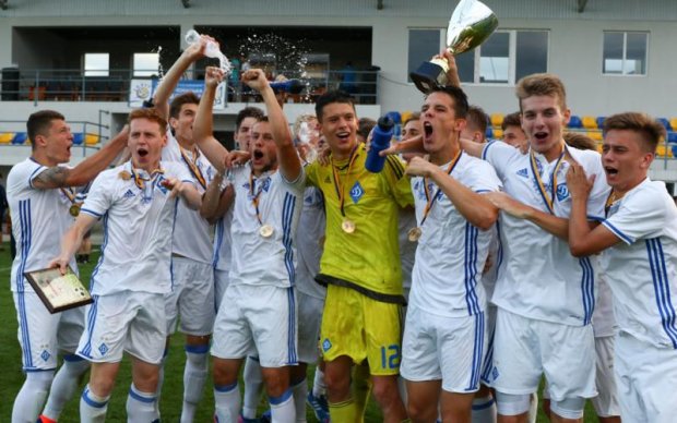 Шесть из шести: Молодежь Динамо выиграла все чемпионаты Украины