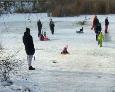 Дитина провалилася під лід, фото: Патрульна поліція