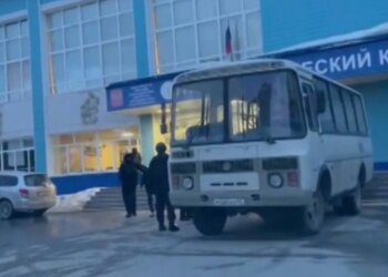 Автобус спецназа / скриншот из видео