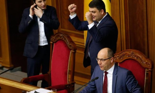 Чинна влада взагалі не відповідає побажанням українців, - Куракін