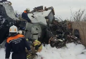 Крушение самолета  Let L-410, фото: Telegram