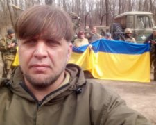 У Торецьку спалили автомобіль місцевого волонтера
